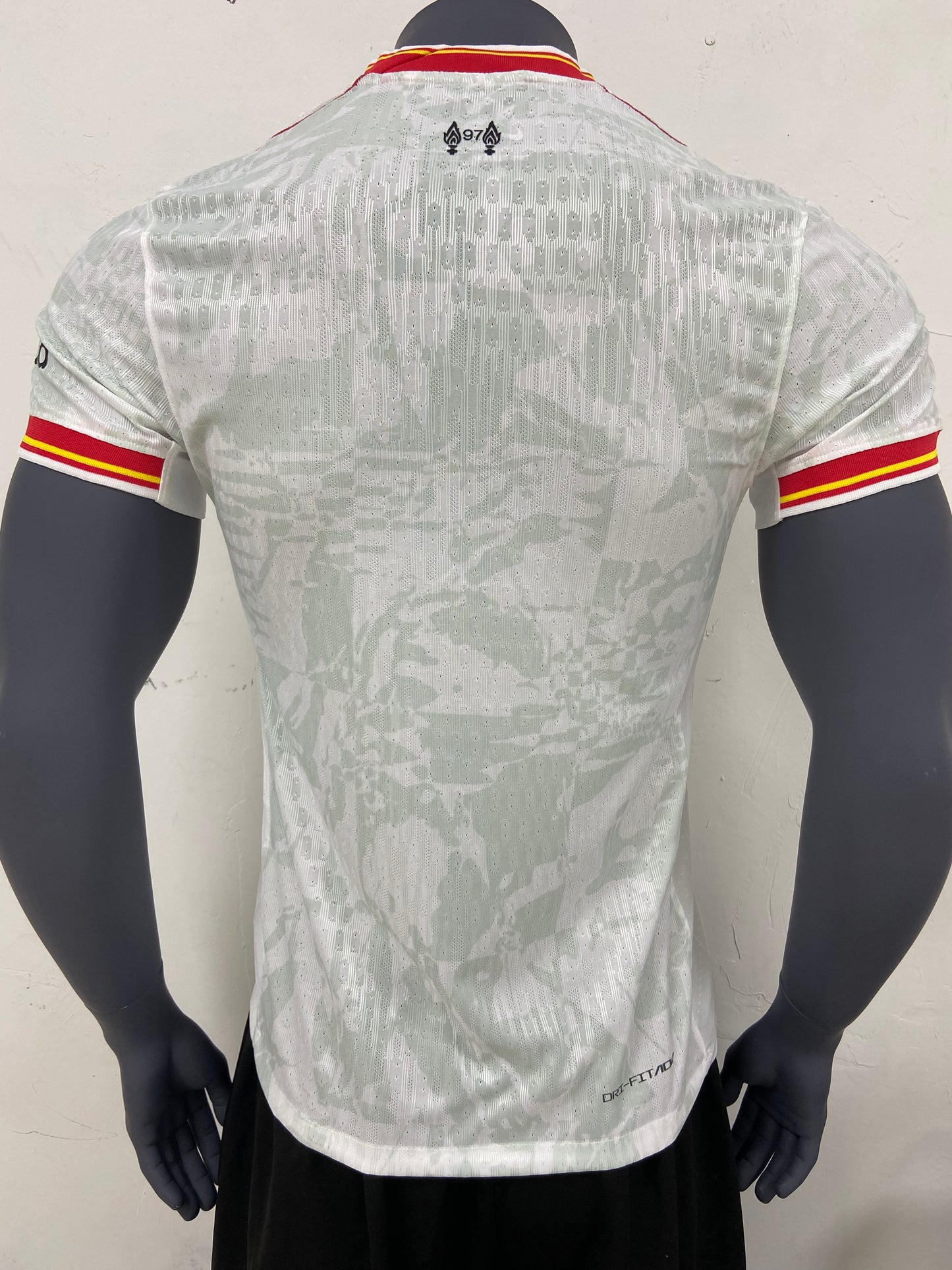 Liverpool 2024-2025 Kit