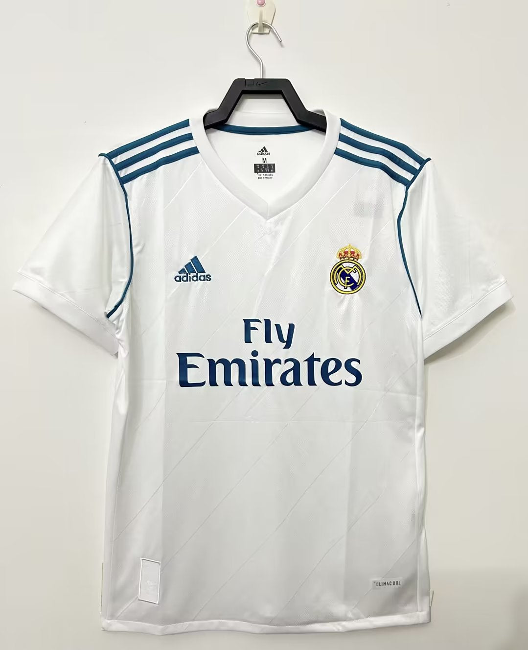 Real Madrid 2017-2018 Kit