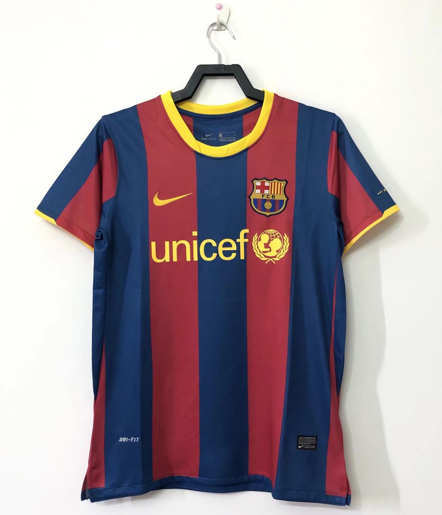 Barcelona 2010-2011 Home Kit