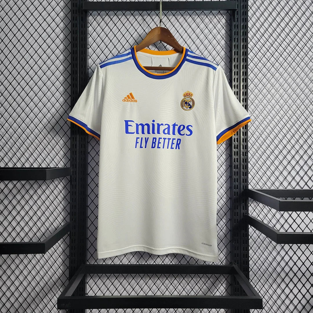 Real Madrid 2021-2022 Kit