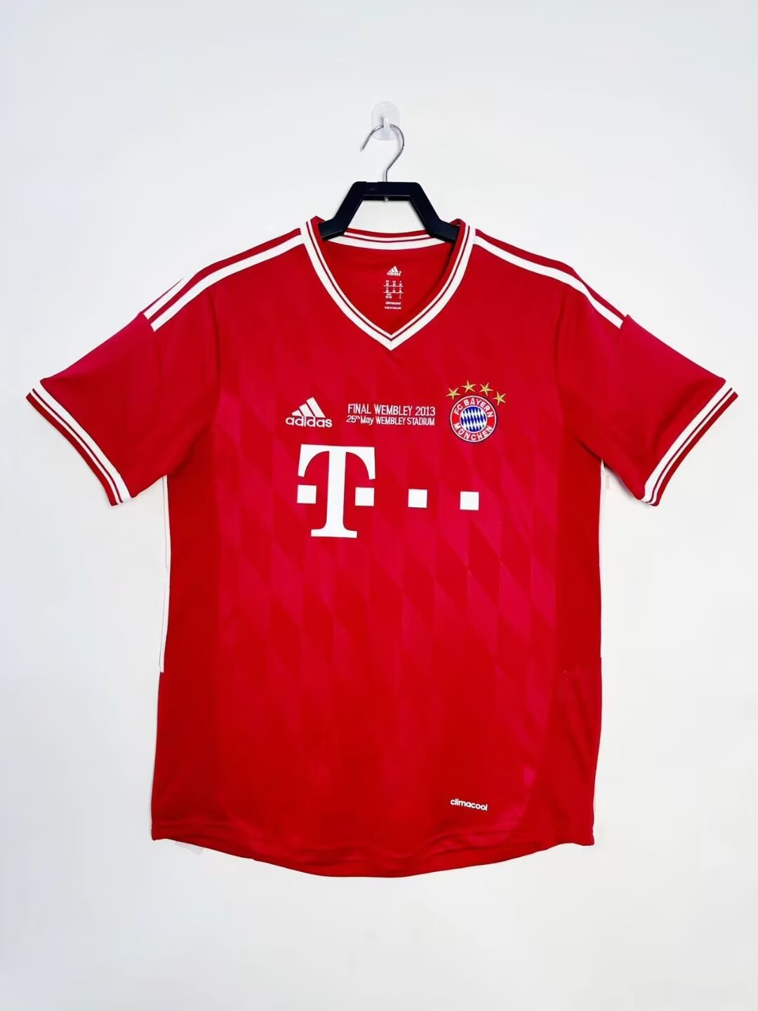 Bayern Munich 2013-2014 Home Kit