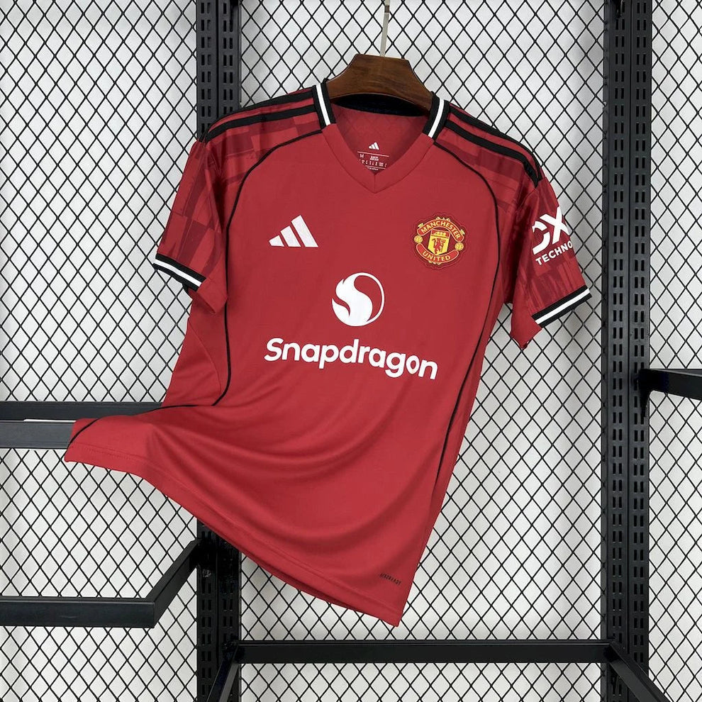 Manchester United 2025-2026 Kit