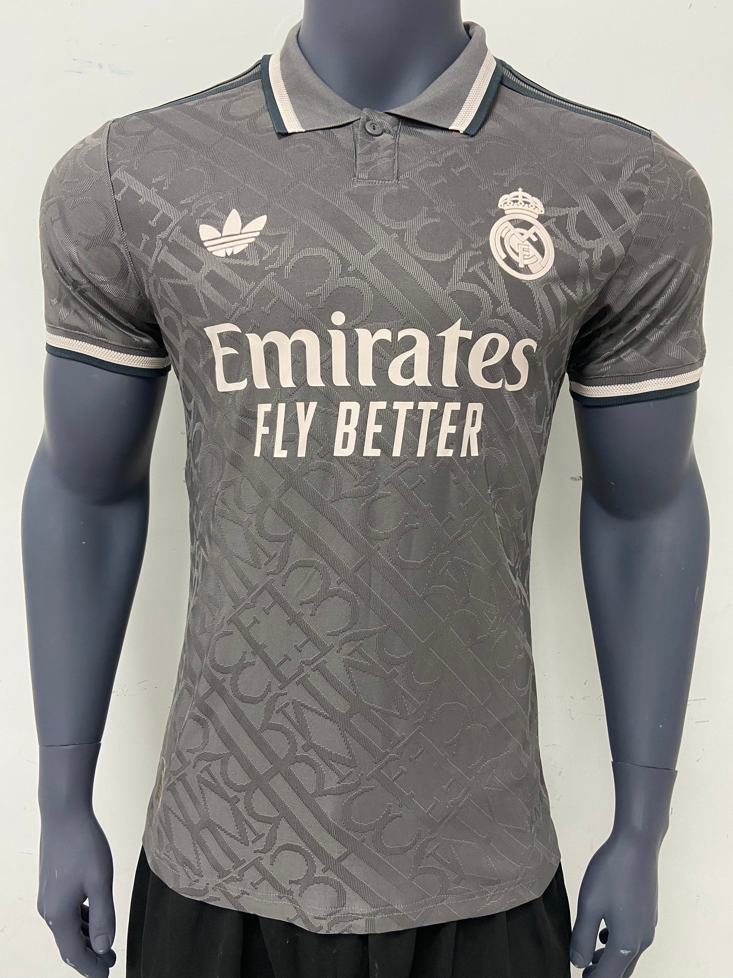 Real Madrid 2024-2025 Kit