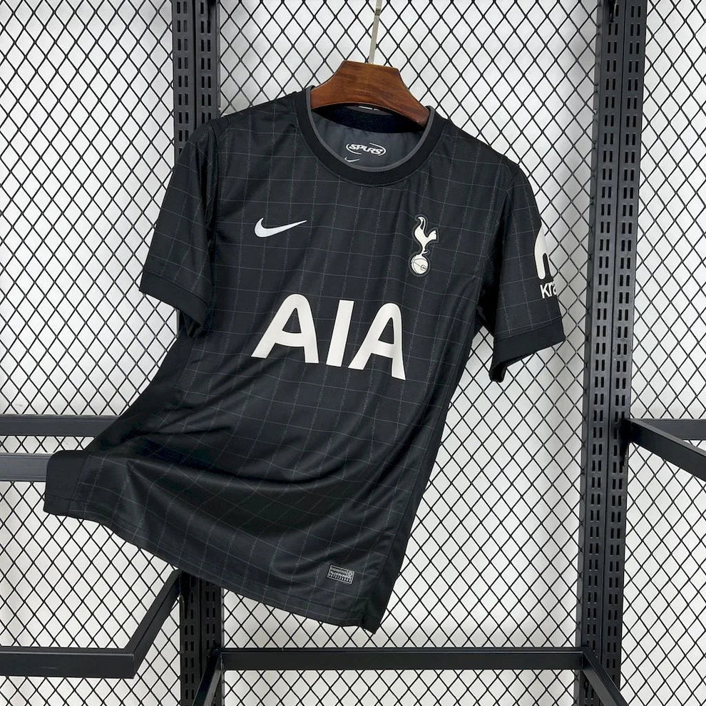 Tottenham Hotspur 2025-2026 Kit