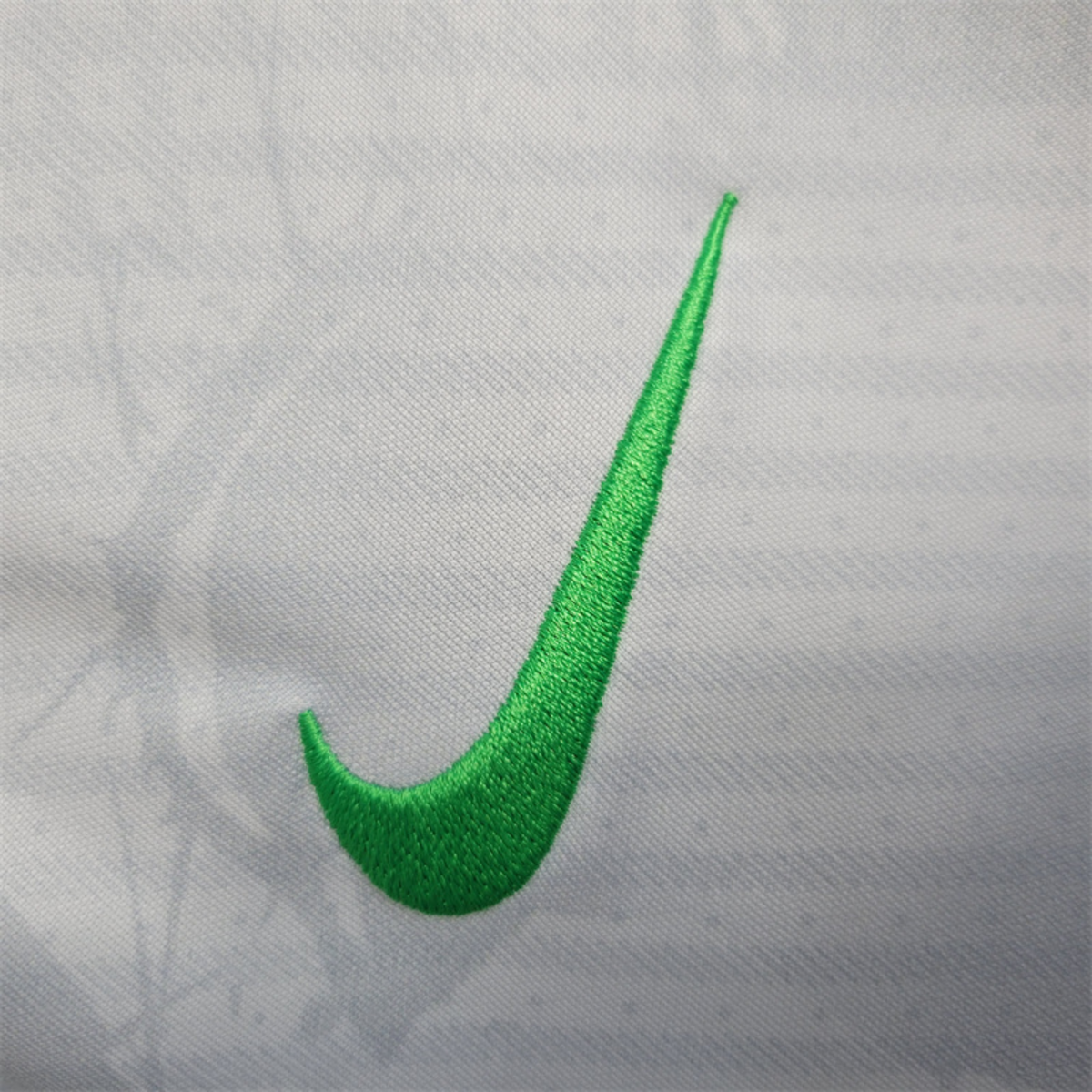 Brazil "Canarinho Flight" White Limited edition kit