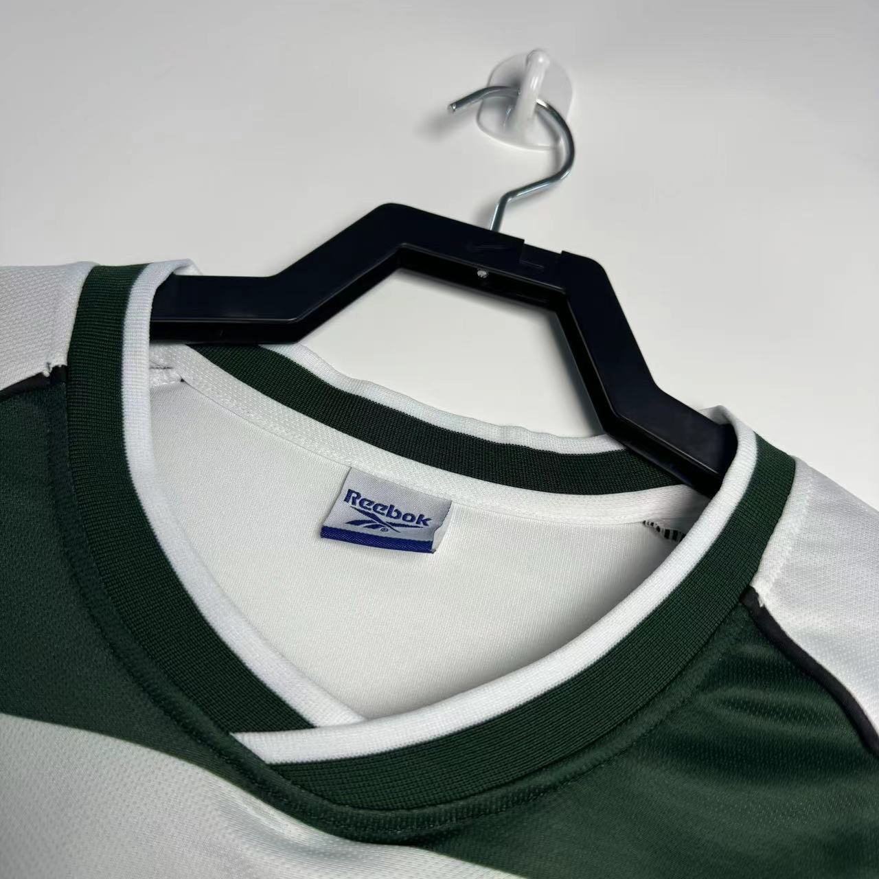 Sporting CP 2001-2003 Home Kit